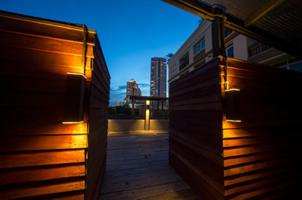 Siam Mitr Hostel Бангкок Екстер'єр фото